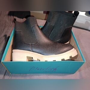 Sexy Faux Leather boots- Size 8/NEW In Box